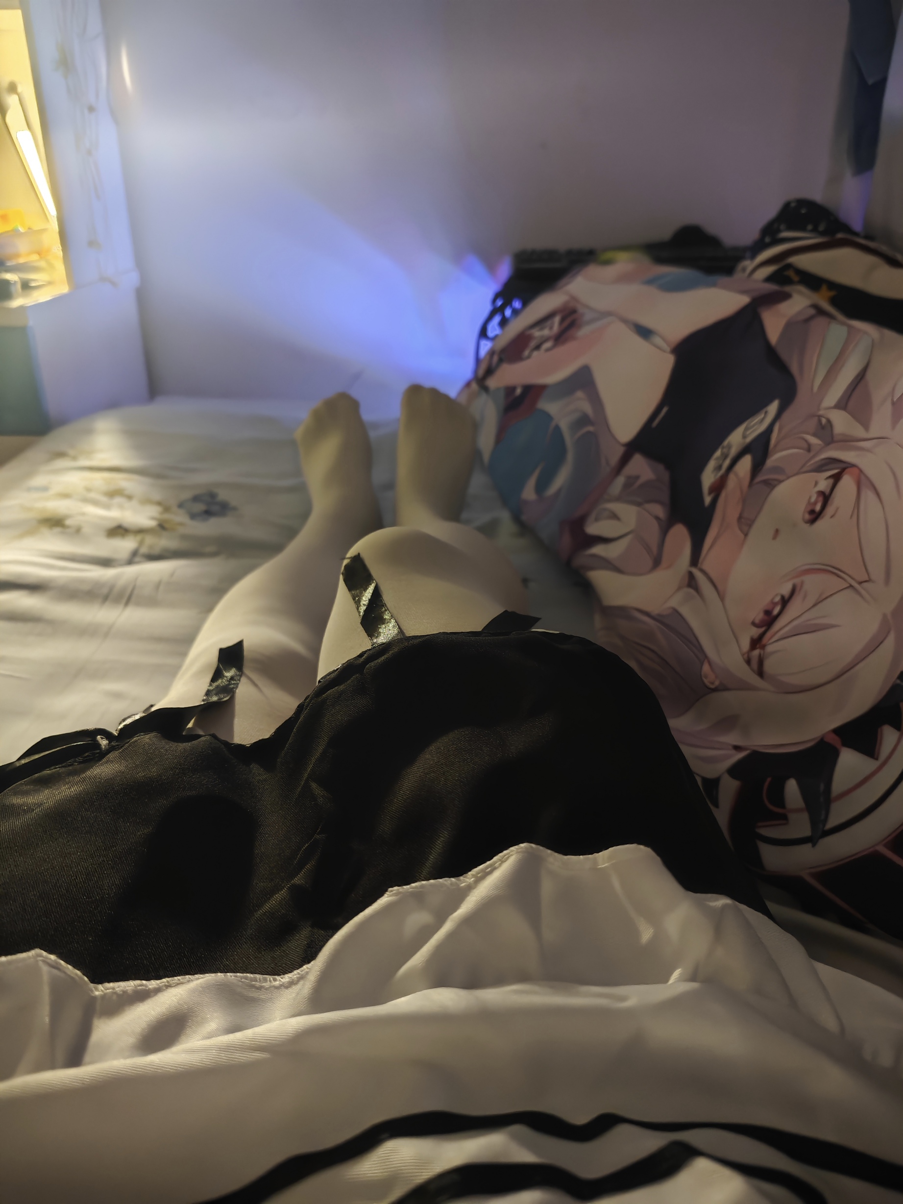 /ProjectHentai/Dress/raw/commit/087bbb18c11bccd2ee7ec0369ecb122141f293e1/M/Mortal1063/3.jpg