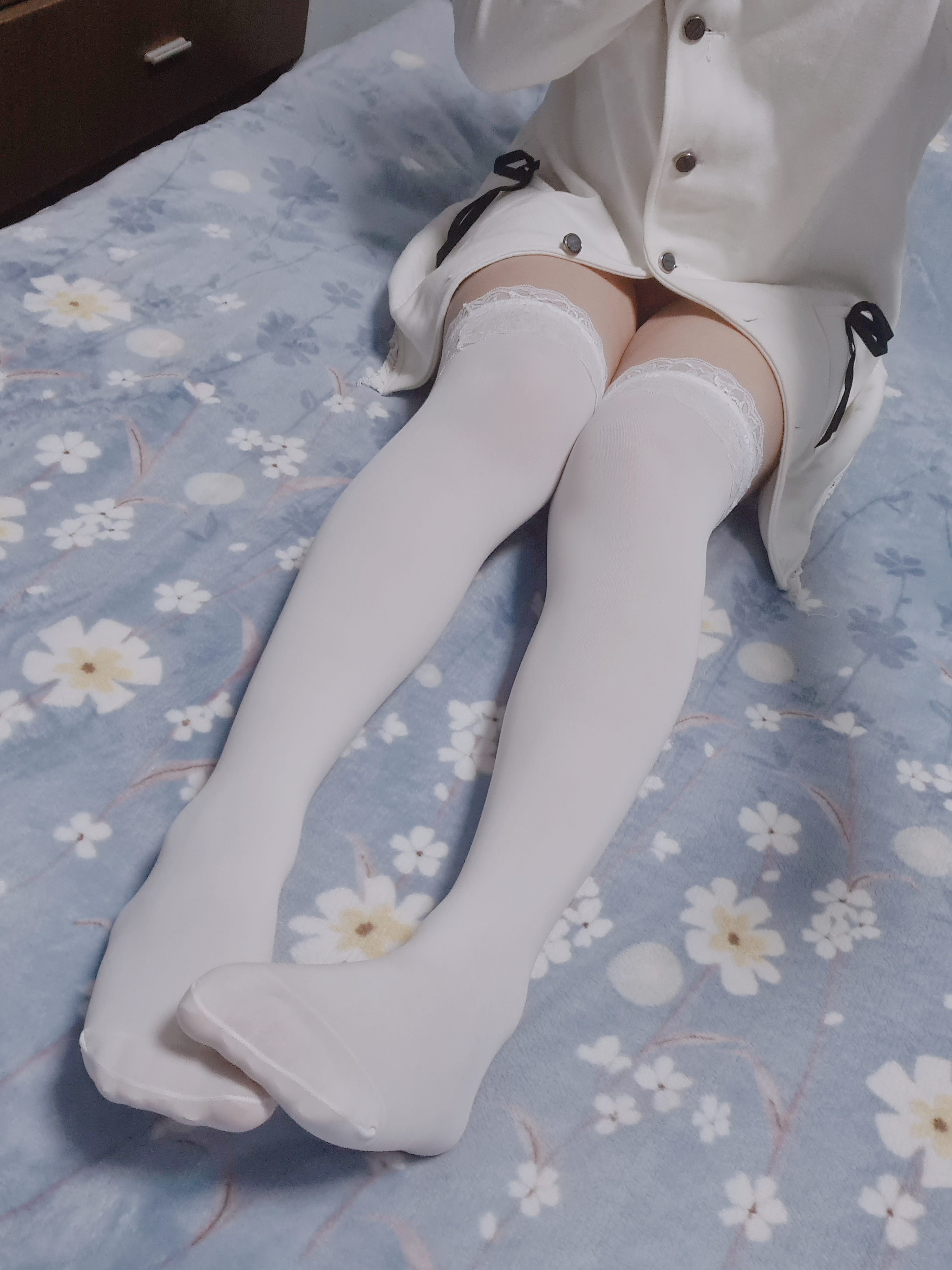 /ProjectHentai/Dress/raw/commit/392bcb526d8ef32e6affdfd36b300ff37b44e440/AkiyamaArashi/wolihuale.jpg