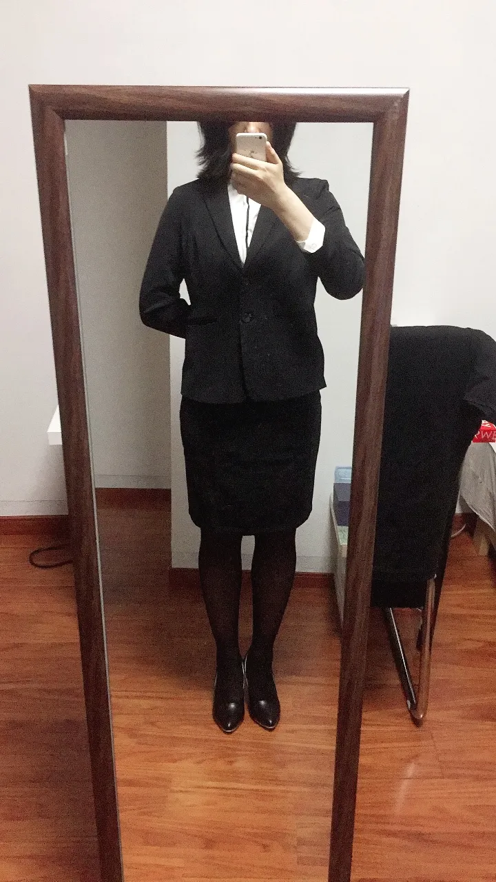 /ProjectHentai/Dress/raw/commit/5cff398138bd248a3e4e36d95dba04f90a80c9d3/BedivereZero/IMG_0195.webp