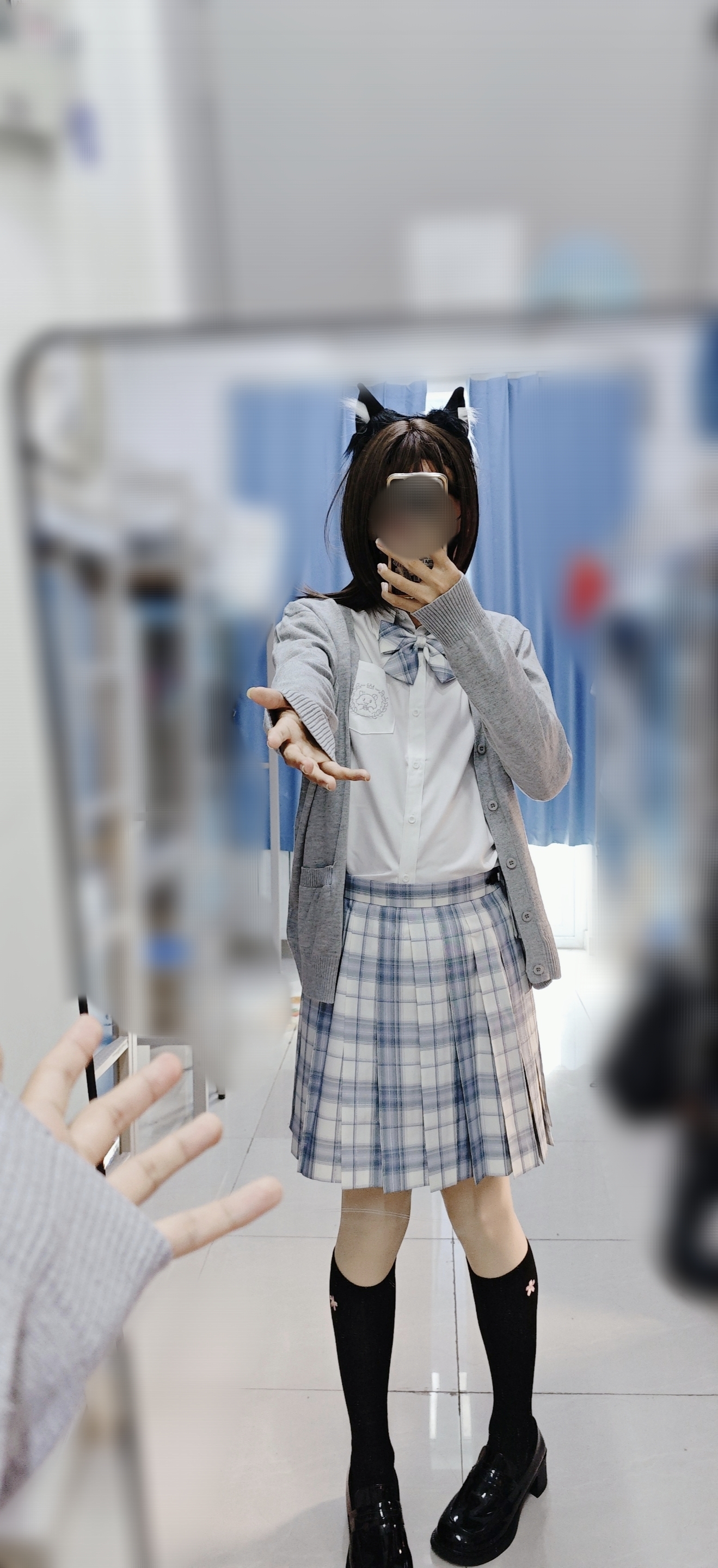 /ProjectHentai/Dress/raw/commit/9ebb6cb5cbe3d4684fd0c26d6fa0aafea1bcefad/R/Rikka/Snowlyn/Snowlyn_13.jpg