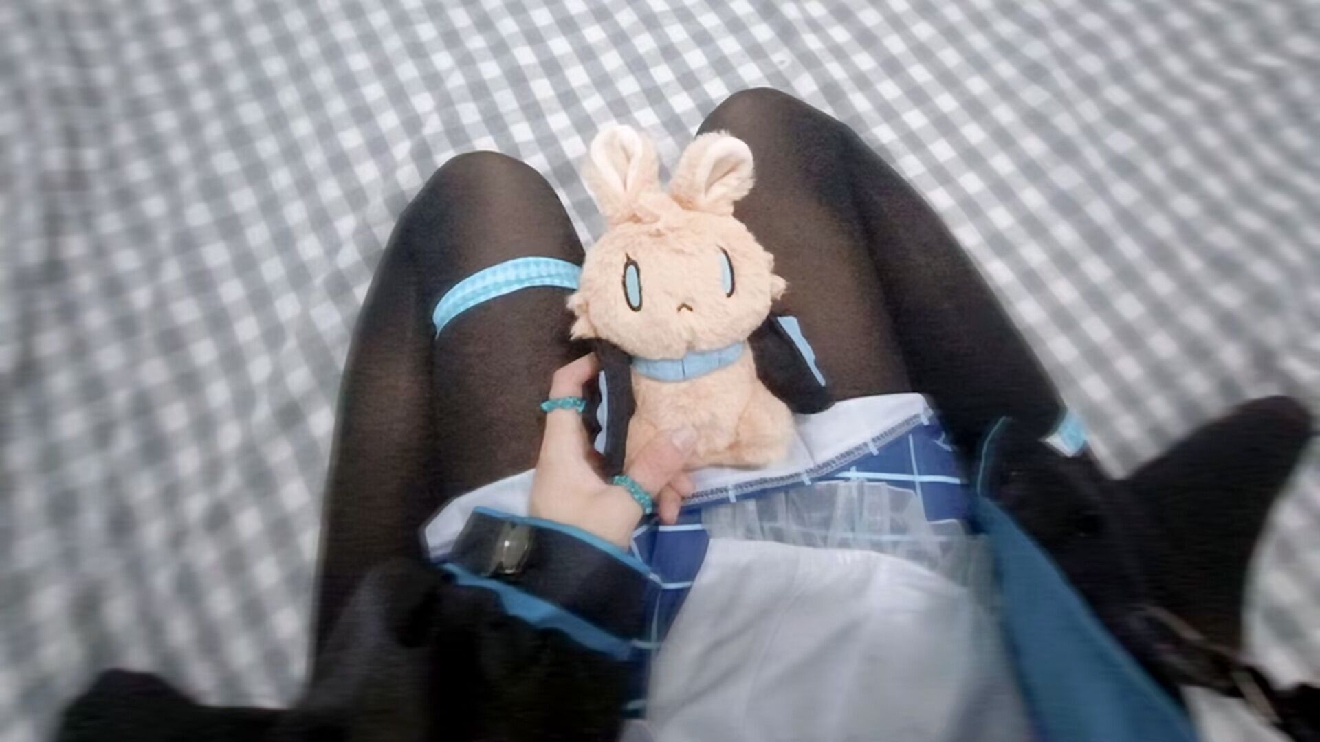 /ProjectHentai/Dress/raw/commit/eb4ed3ea62e9d31591425c16e8de9d9030d71447/S/SnowyFox/amiya.jpg