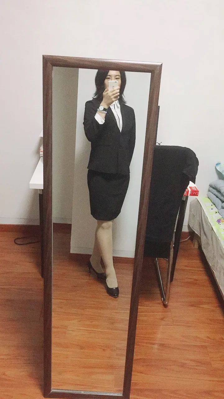 /ProjectHentai/Dress/raw/commit/f9dc8edad86ea5d33f9f675b1d92a1ed44653fc1/BedivereZero/IMG_0193.webp
